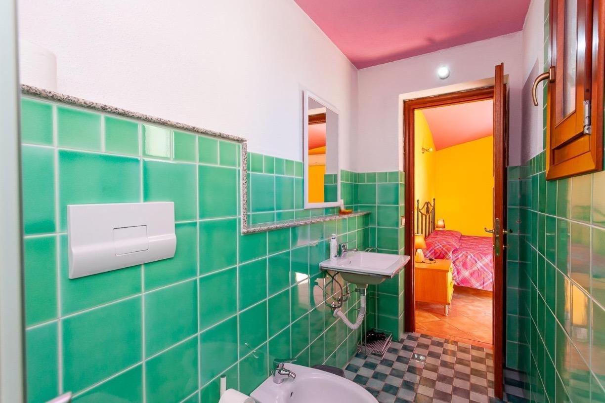 B&B Pettirosso Garden Сан Теодоро Екстериор снимка