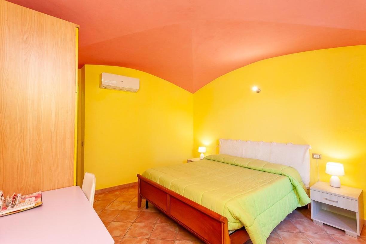 B&B Pettirosso Garden Сан Теодоро Екстериор снимка